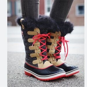 SOREL Tofino Herringbone Black Tan Waterproof Boots Size 5.5